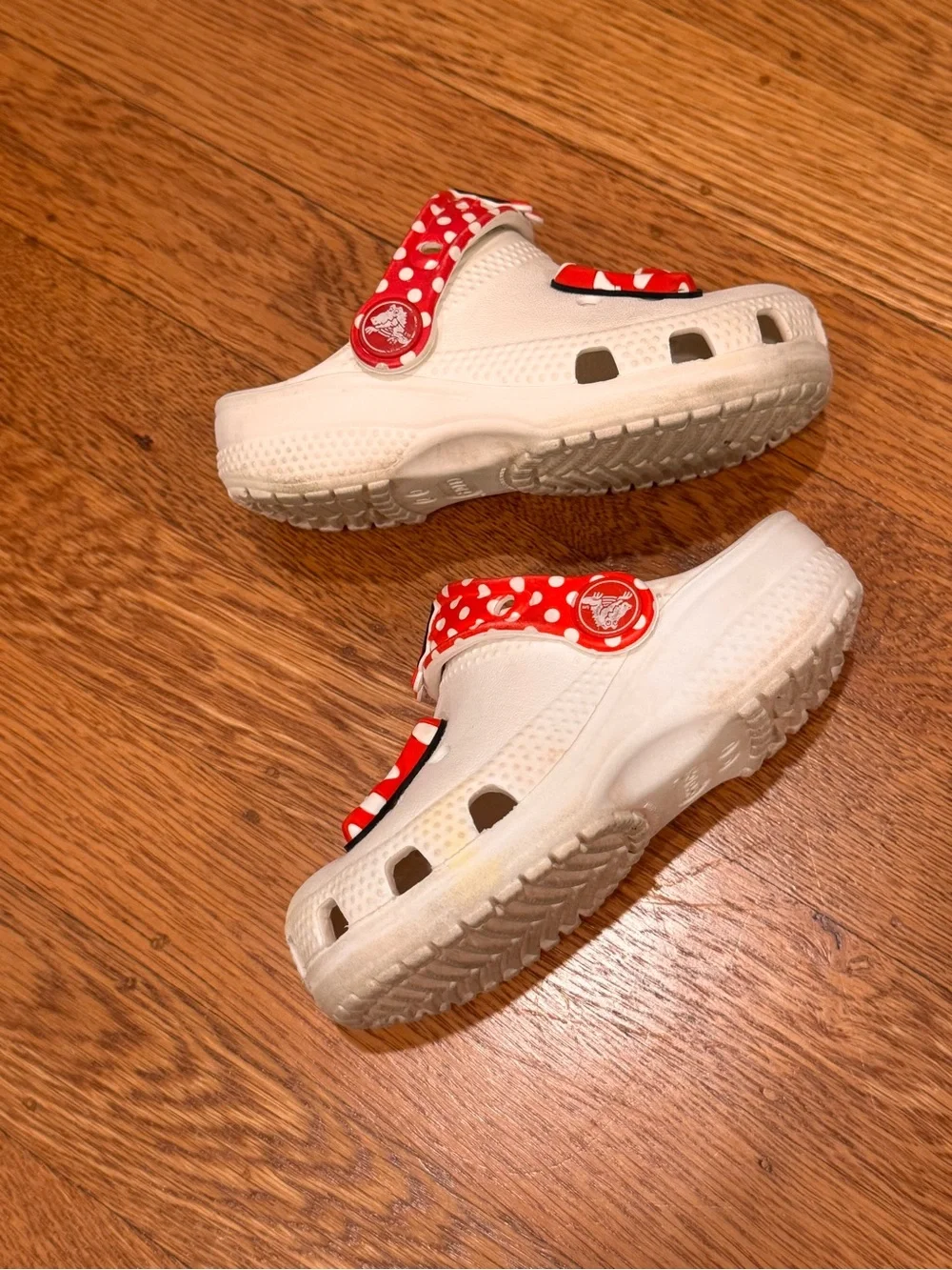 CROCS Disney Minnie Mouse White Kids' Clogs, Red Polka Dot Bow Sz 7C